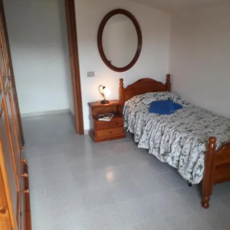 Apartment Spacious Attic Olmedo