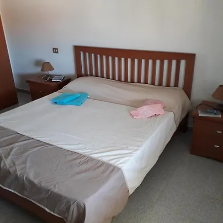 Spacious Attic Apartment Olmedo
