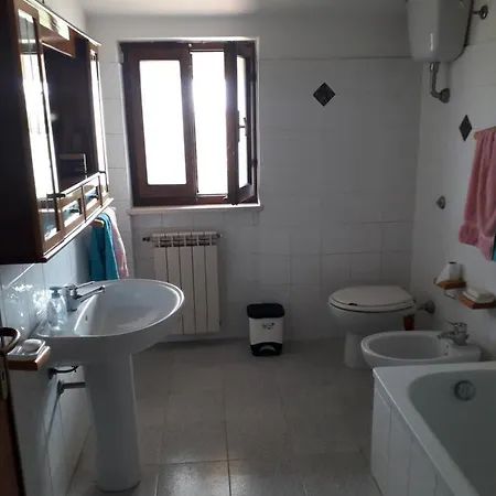 Apartment Spacious Attic *